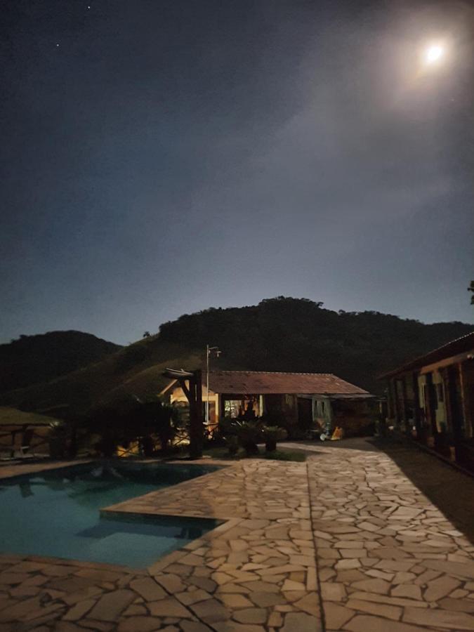 Pousada Recanto da Lunane Barra do Piraí Exterior foto
